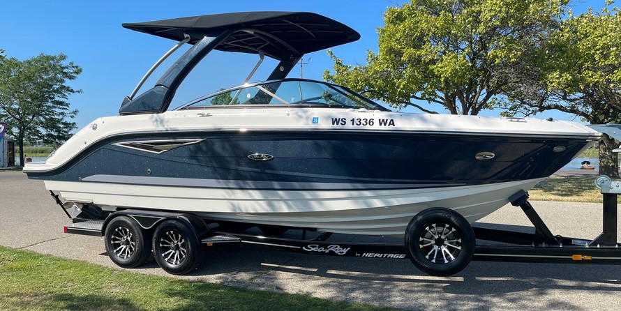 Sea Ray 250 SLX