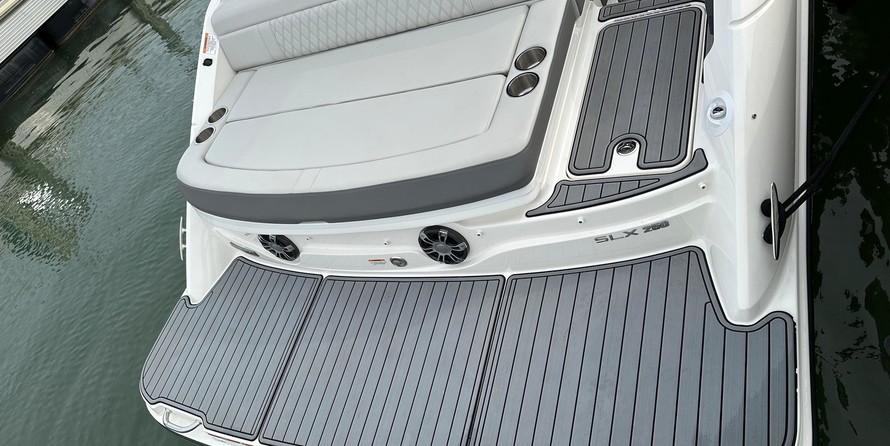 Sea Ray 250 SLX