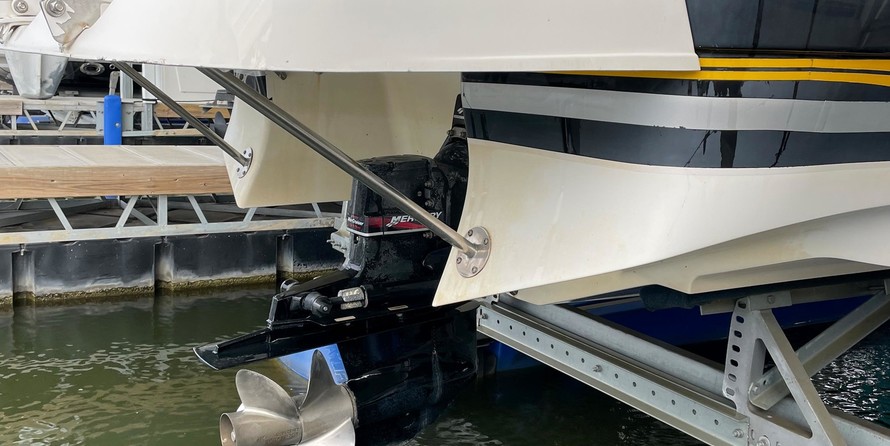 Four winns 220 horizon