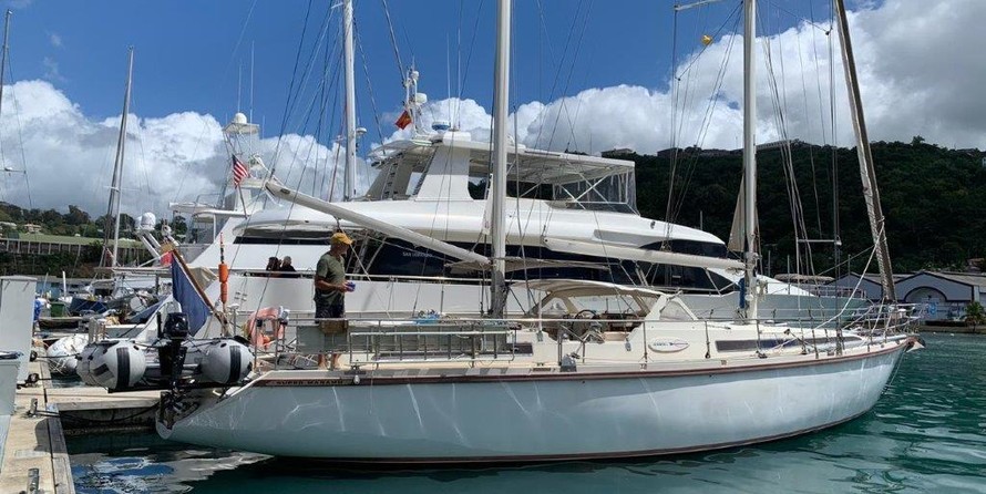 Amel Super Maramu 2000