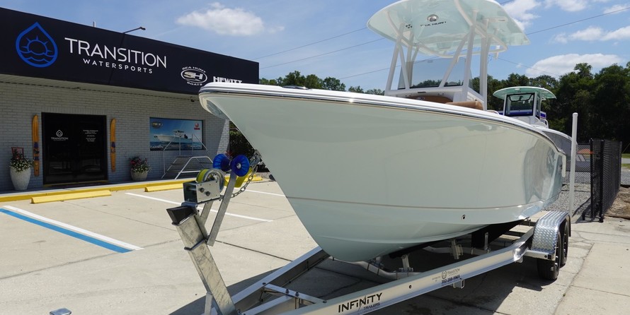 Sea Ray hunt ultra 211