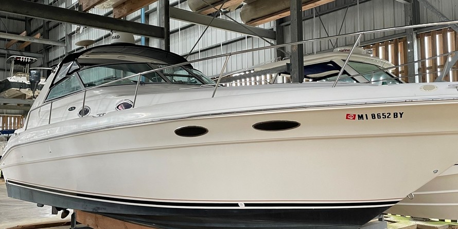 Sea Ray 330 Sundancer