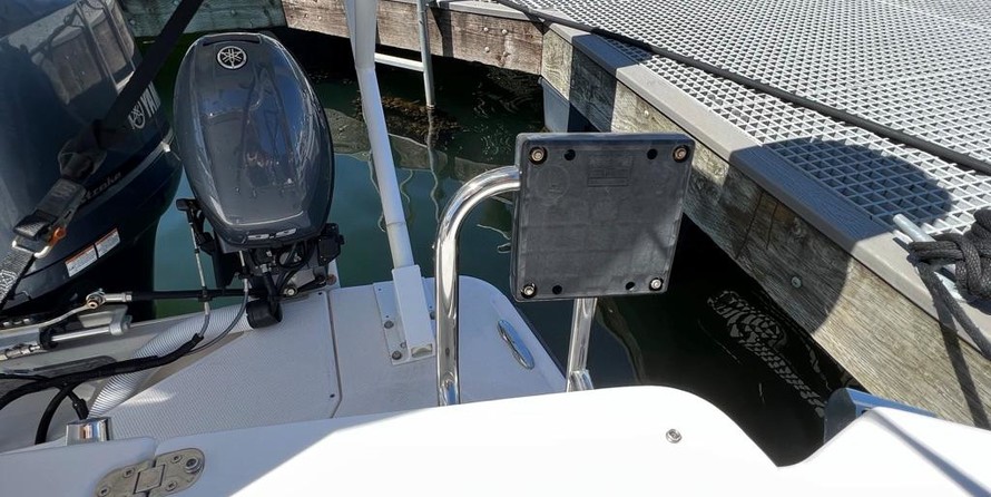 Ranger Tugs R-27