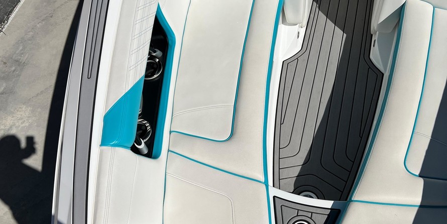 Super Air Nautique G25