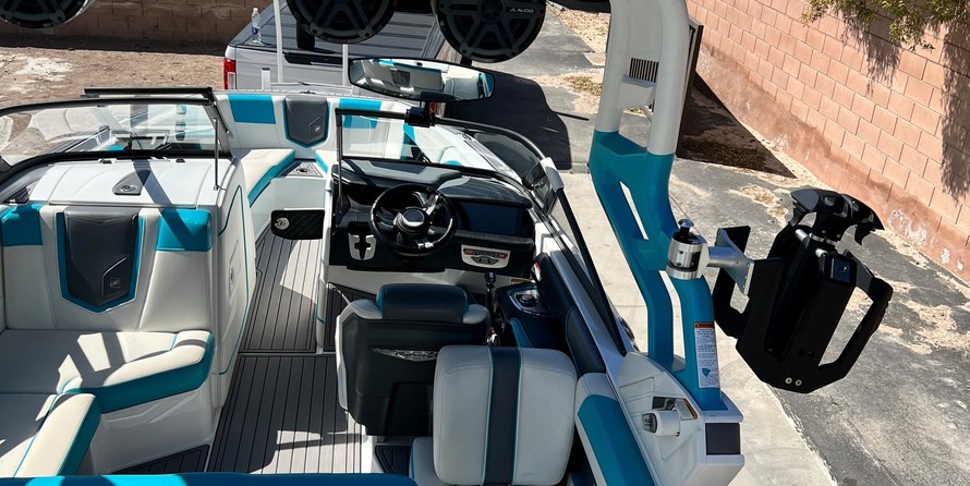 Super Air Nautique G25