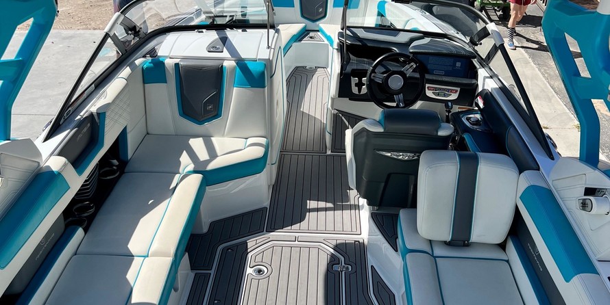Super Air Nautique G25
