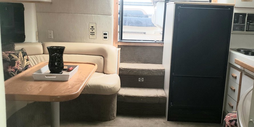 Sea ray 400 express cruiser
