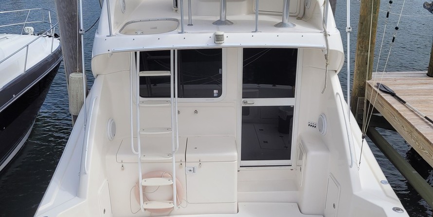 Egg harbor 37 convertible