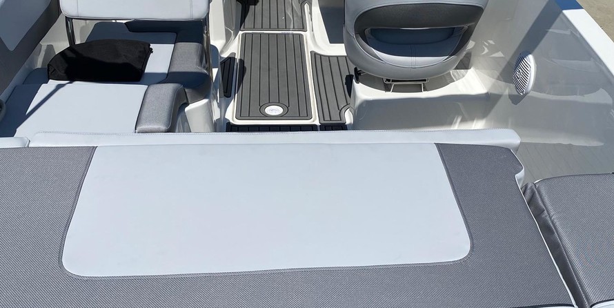 Bayliner VR5 BOWRIDER