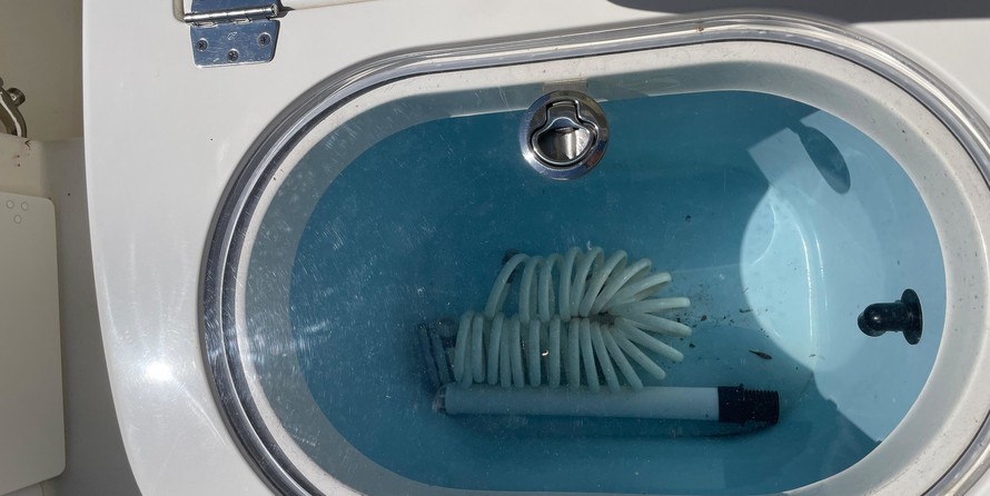 Cobia 217 center console