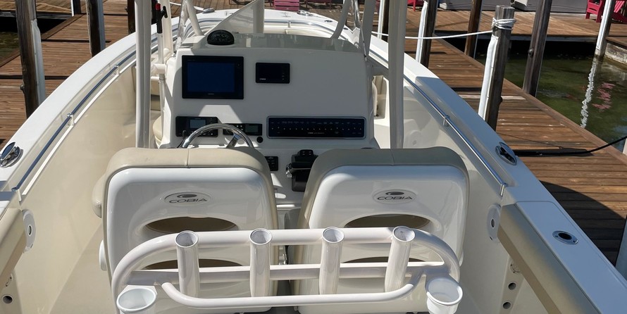 Cobia 217 center console