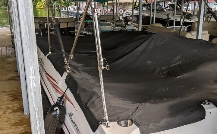 Hurricane 201 sundeck sport