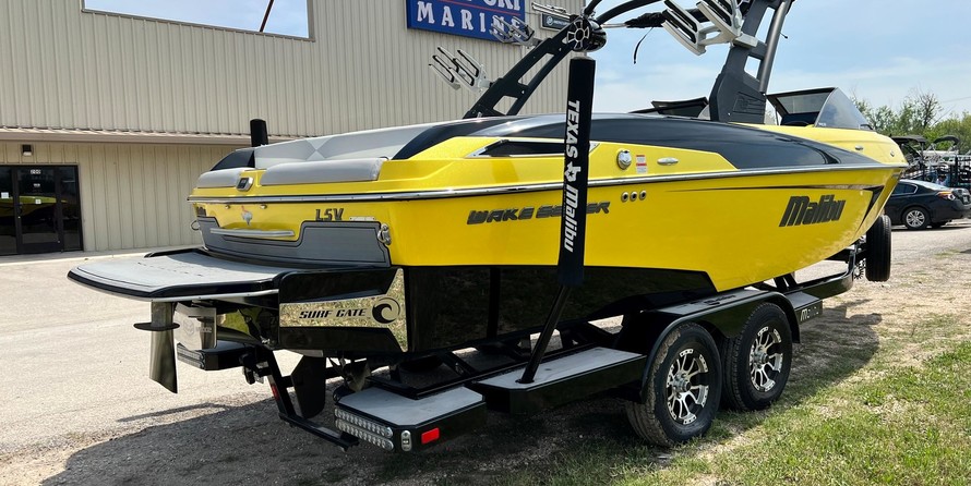 Malibu Wakesetter 23 LSV