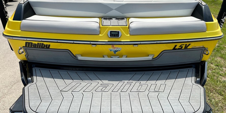 Malibu Wakesetter 23 LSV