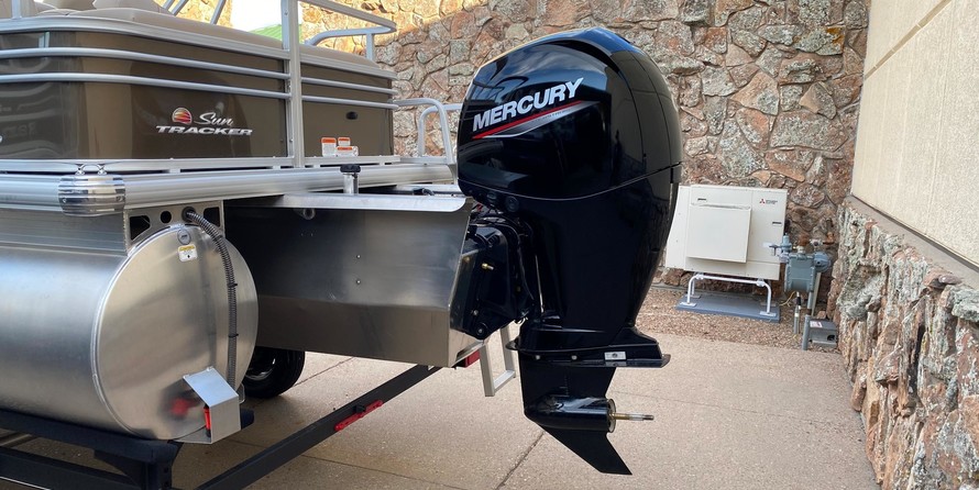 Sun Tracker SportFish 22 XP3