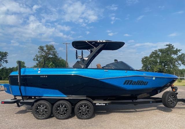 Malibu Wakesetter 25 LSV