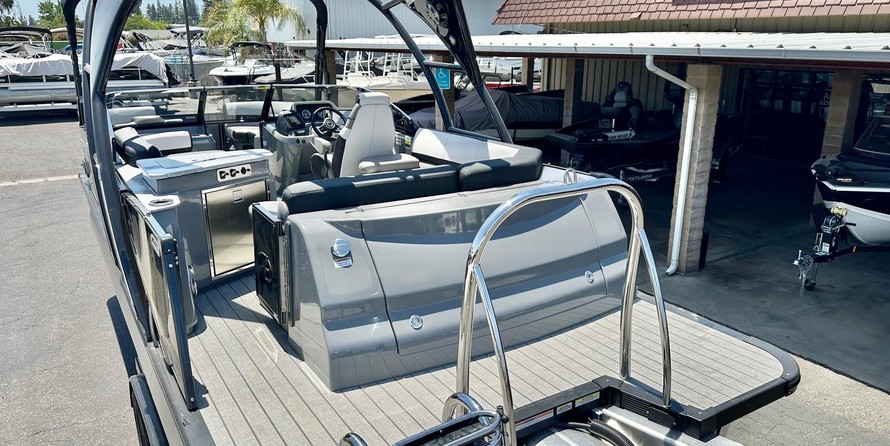 Avalon catalina 25 rf