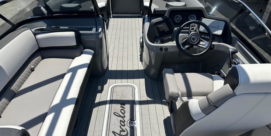 Avalon catalina 25 rf