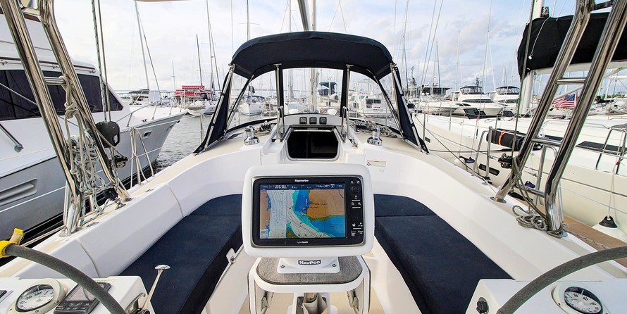 Marlow-Hunter 40