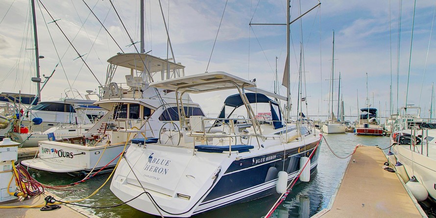 Marlow-Hunter 40
