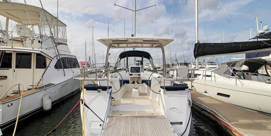 Marlow-Hunter 40