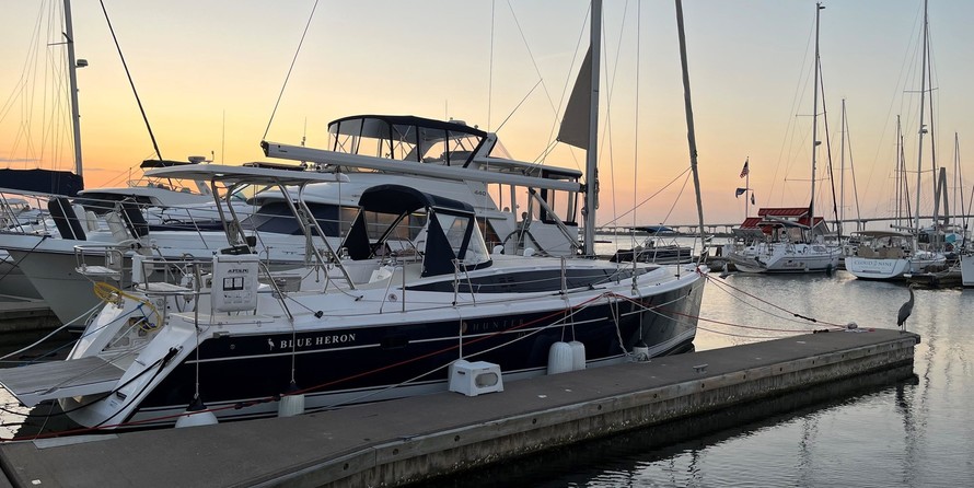 Marlow-Hunter 40