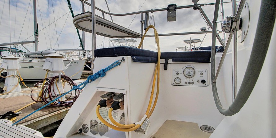 Marlow-Hunter 40