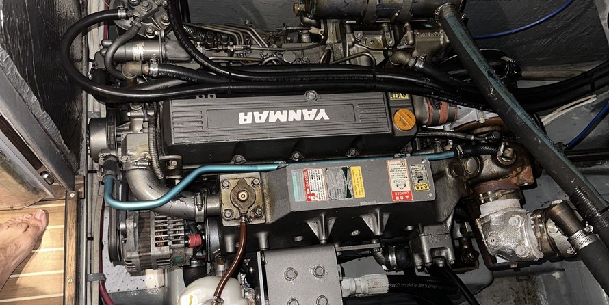 Endeavour trawlercat 44