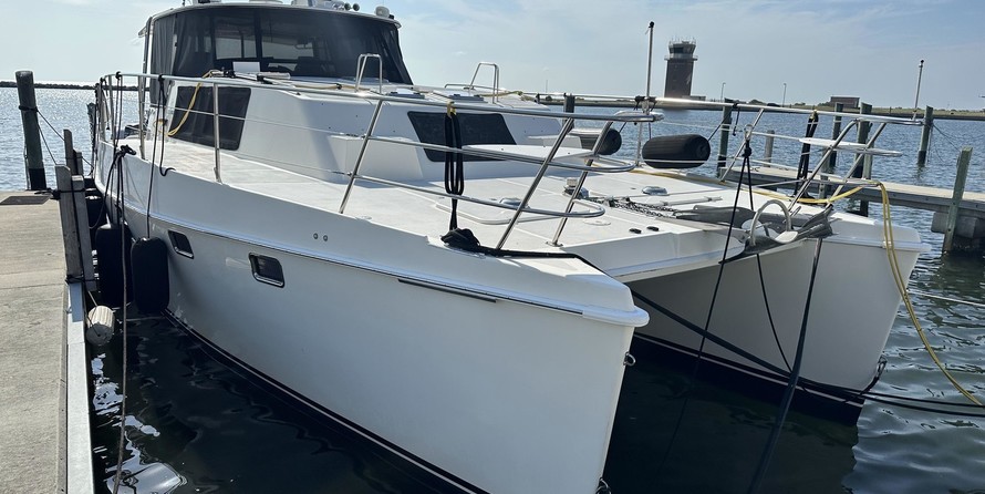 Endeavour trawlercat 44