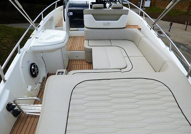 Cranchi Endurance 30