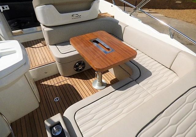 Cranchi Endurance 30