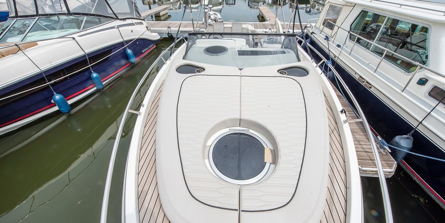 Cranchi Endurance 30