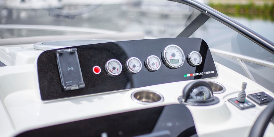 Cranchi Endurance 30