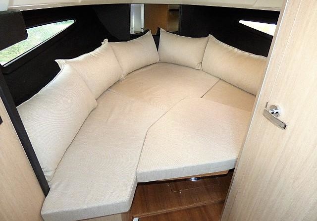 Cranchi Endurance 30