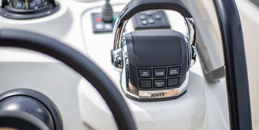 Cranchi Endurance 30