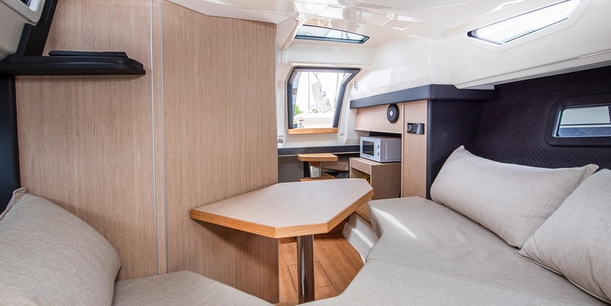 Cranchi Endurance 30