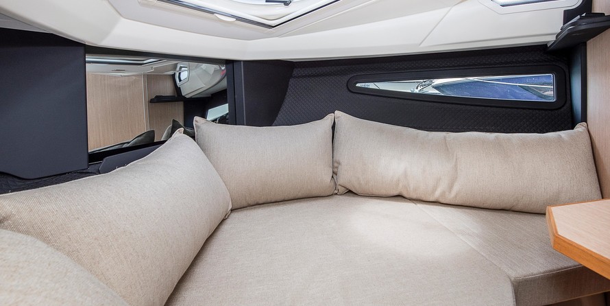 Cranchi Endurance 30