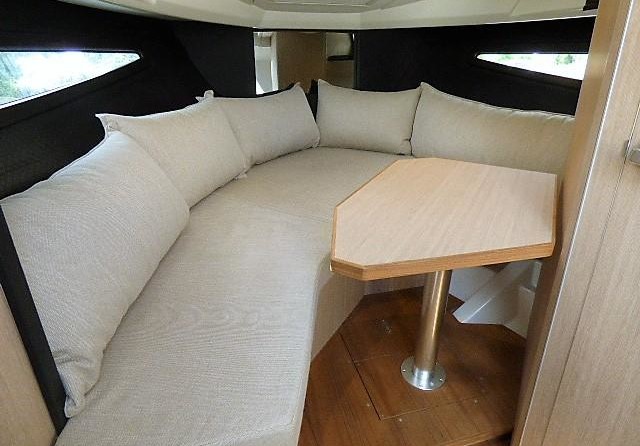 Cranchi Endurance 30