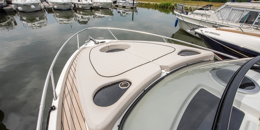 Cranchi Endurance 30