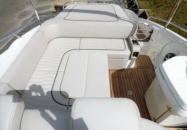 Cranchi Endurance 30