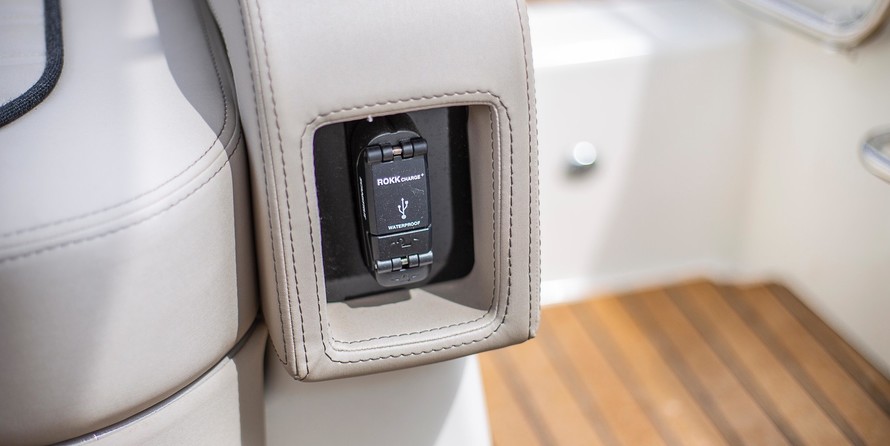 Cranchi Endurance 30