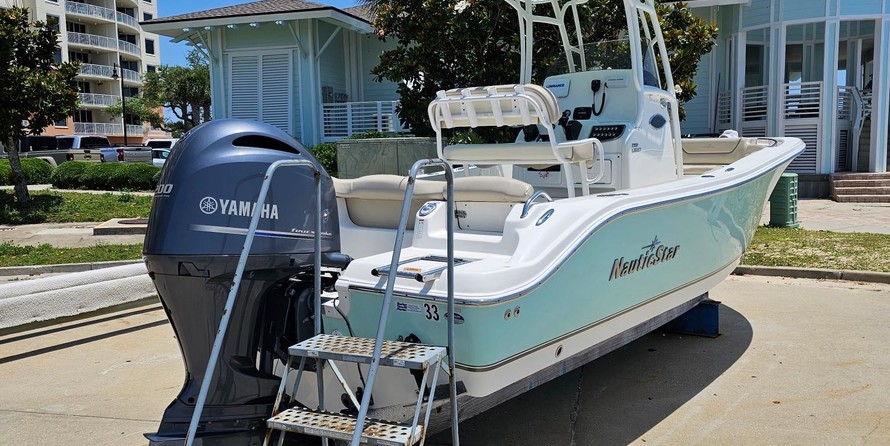 Nauticstar 2302 legacy