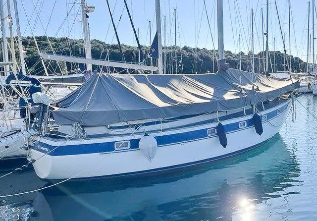 Hallberg-Rassy 38