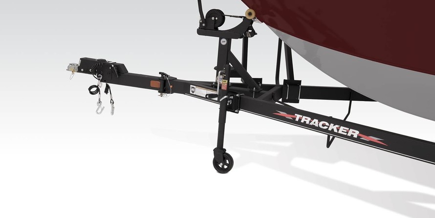 Tracker Targa V-18 WT