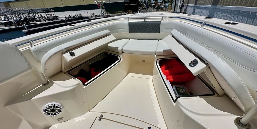 Cobia 217 center console