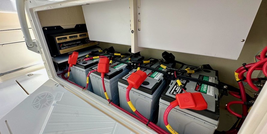 Cobia 217 center console