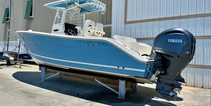 Cobia 217 center console