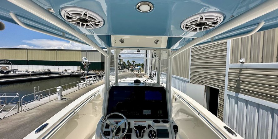 Cobia 217 center console