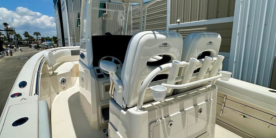 Cobia 217 center console