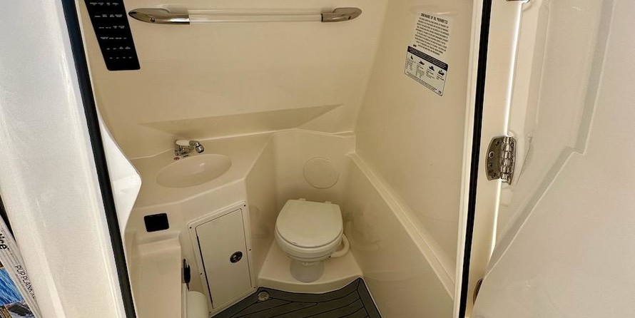 Cobia 217 center console